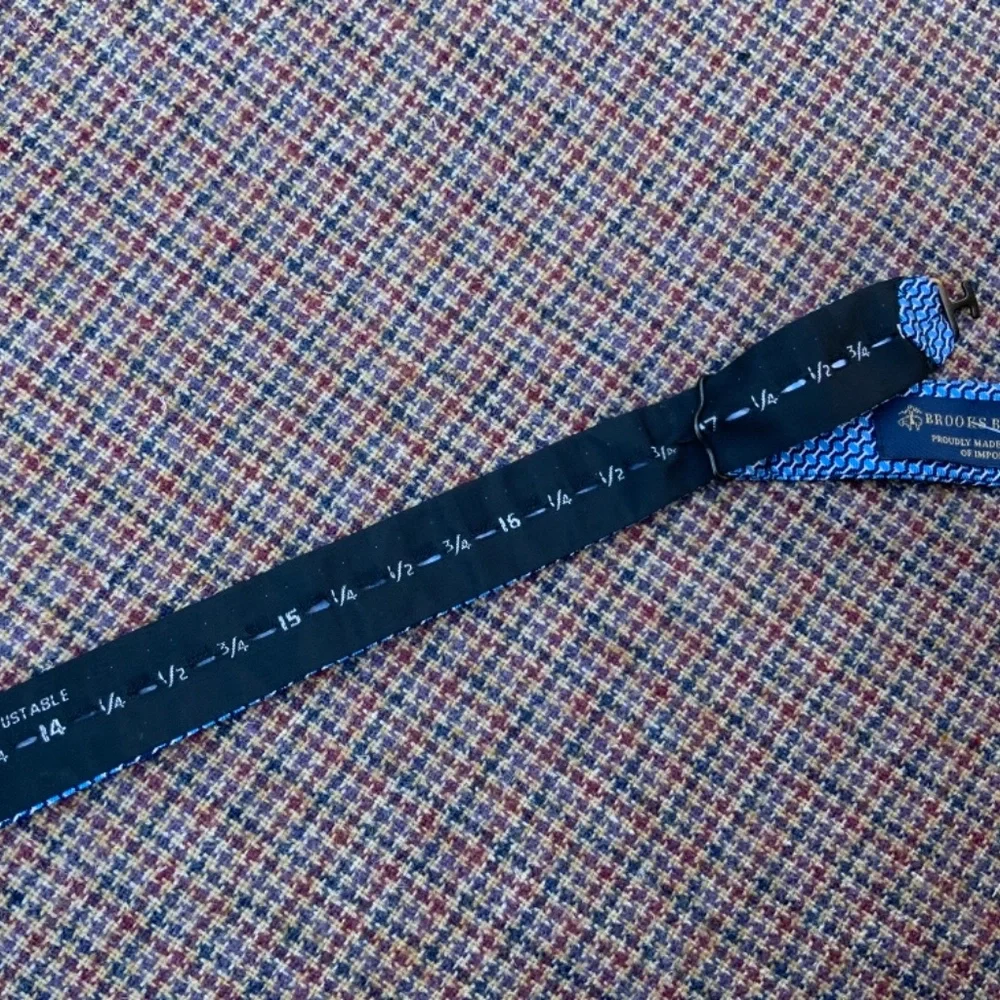 NEW Brooks Brothers Bow Tie Blue Chain Link Rare Sample Made In USA